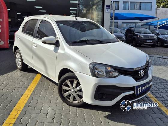 TOYOTA ETIOS 1.5 X PLUS 16V FLEX 4P AUTOMÁTICO TOYOTA ETIOS 1.5 X PLUS 16V FLEX 4P AUTOMÁTICO